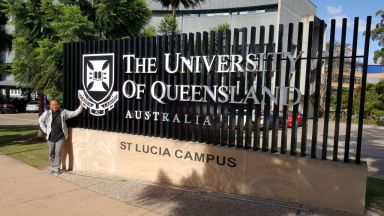 Queensland University @front
